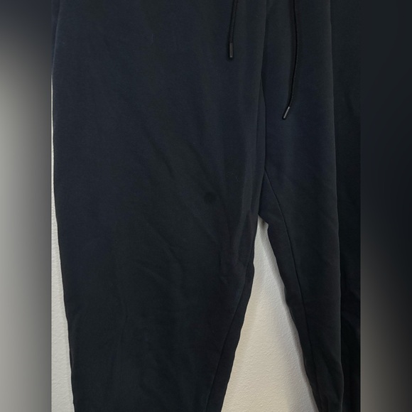 Nike Women’s Black Sweatpants size medium - Picture 3 of 4